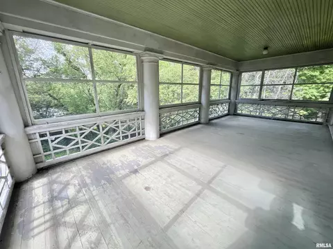 613 N Orange St, Morrison, IL 61270 photo 46