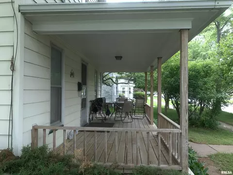 1424 29th Ave, Moline, IL 61265 photo 3