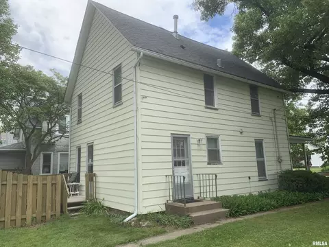 1424 29th Ave, Moline, IL 61265 photo 4