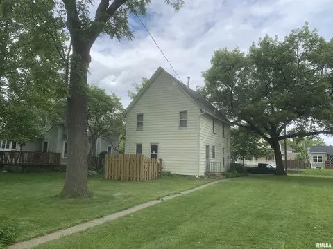 1424 29th Ave, Moline, IL 61265 photo 6