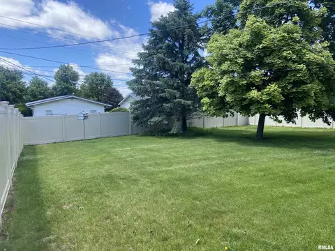 1018 S Spring St, Palmyra, MO 63461 photo 42