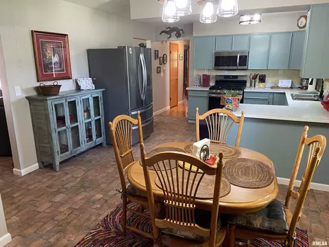 1018 S Spring St, Palmyra, MO 63461 photo 14