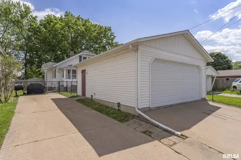 551 21st Ave, Moline, IL 61265 photo 23