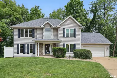 1003 E 3rd Street Ct, Coal Valley, IL 61240