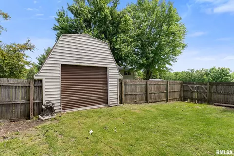 1409 10th Ave, Viola, IL 61486 photo 24