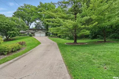 2604 10th Street Pl, Moline, IL 61265 photo 5