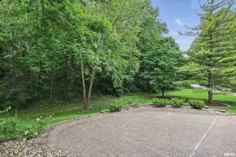 2604 10th Street Pl, Moline, IL 61265 photo 7