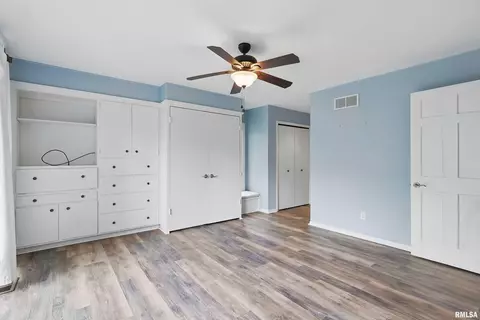 2604 10th Street Pl, Moline, IL 61265 photo 38