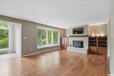 2604 10th Street Pl, Moline, IL 61265 photo 15