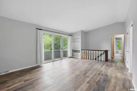 2604 10th Street Pl, Moline, IL 61265 photo 28