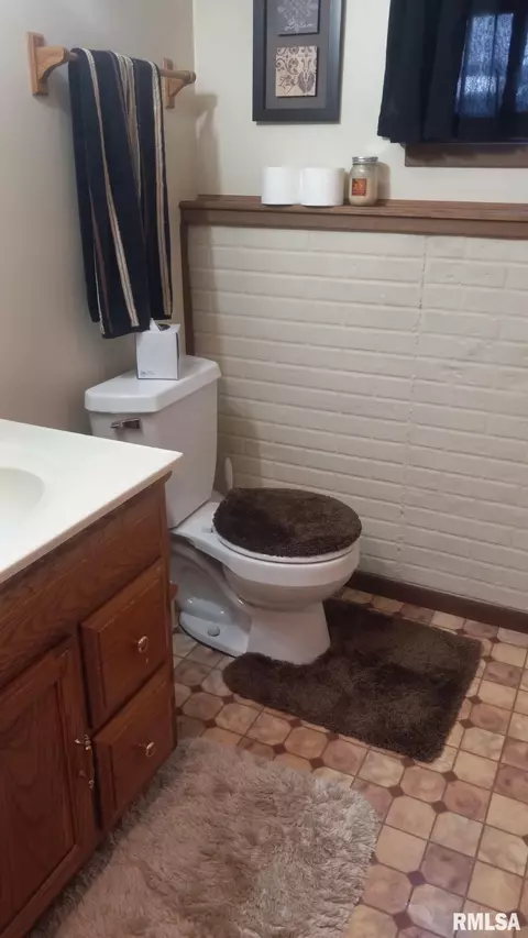 1827 13th Ave, Moline, IL 61265 photo 14