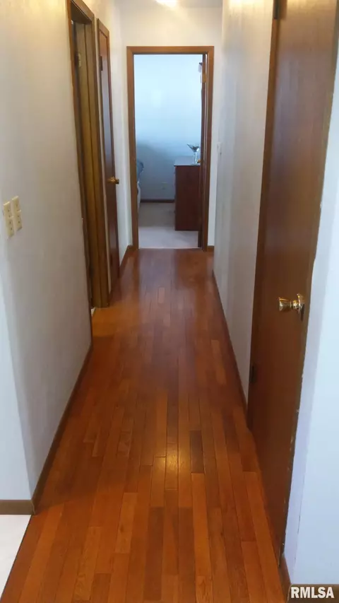 1827 13th Ave, Moline, IL 61265 photo 7