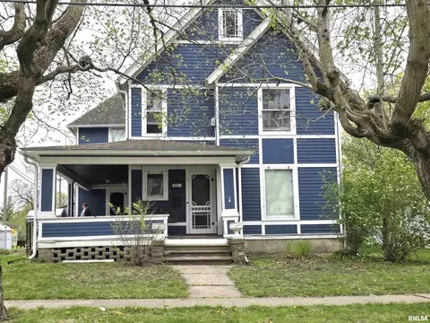 301 W Main St, Morrison, IL 61270 photo 1