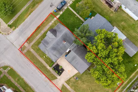 1414 Roosevelt Ave, Eldorado, IL 62930 photo 34