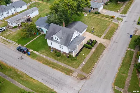 1414 Roosevelt Ave, Eldorado, IL 62930 photo 32