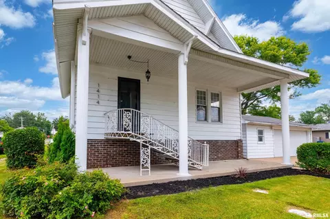 1414 Roosevelt Ave, Eldorado, IL 62930 photo 4