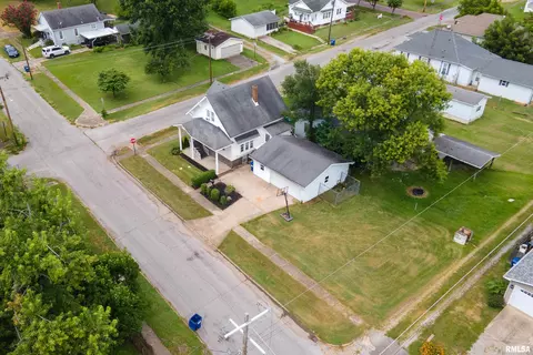 1414 Roosevelt Ave, Eldorado, IL 62930 photo 33