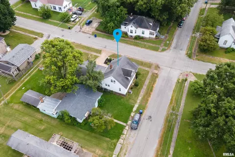1414 Roosevelt Ave, Eldorado, IL 62930 photo 35