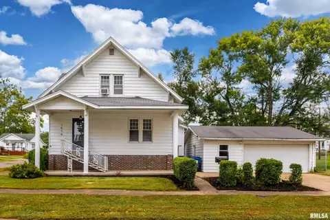 1414 Roosevelt Ave, Eldorado, IL 62930