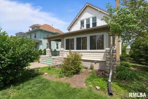 1428 9th St, Moline, IL 61265 photo 2
