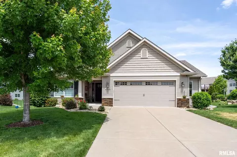 3608 Glengevlin Way, Bettendorf, IA 52722