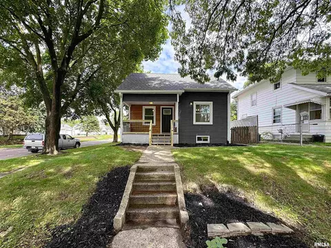 1501 43rd St, Rock Island, IL 61201