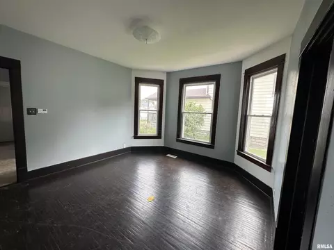 105 6th Ave, Moline, IL 61265 photo 18