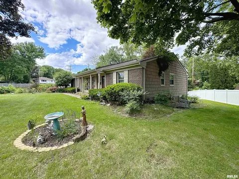 5303 34th Ave, Moline, IL 61265 photo 4
