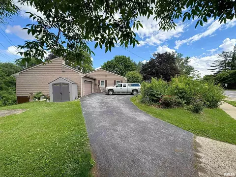 5303 34th Ave, Moline, IL 61265 photo 3