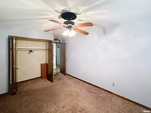 5303 34th Ave, Moline, IL 61265 photo 19