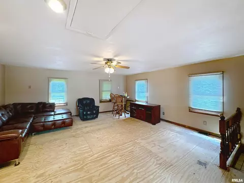 5303 34th Ave, Moline, IL 61265 photo 11