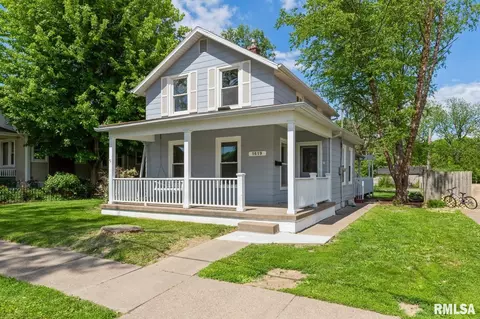 1619 Orange St, Muscatine, IA 52761