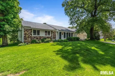 7700 37th Ave, Moline, IL 61265 photo 2