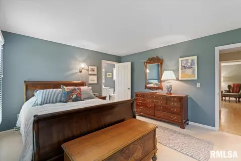 7700 37th Ave, Moline, IL 61265 photo 33
