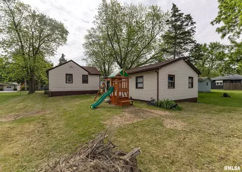 2607 47th St, Moline, IL 61265 photo 4