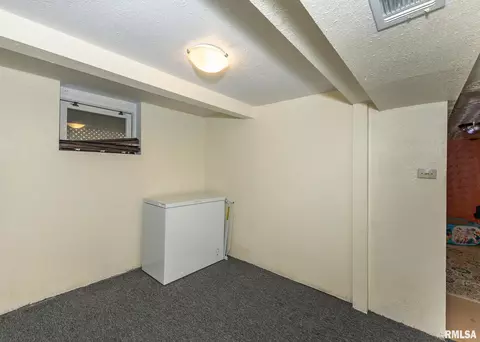 2607 47th St, Moline, IL 61265 photo 22