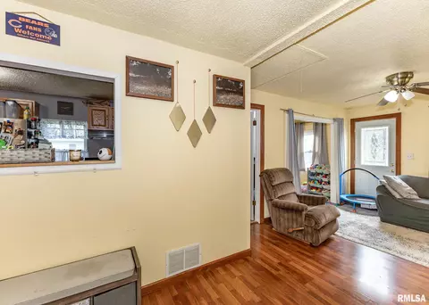 2607 47th St, Moline, IL 61265 photo 15