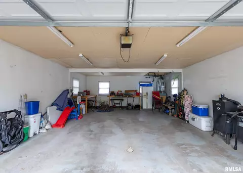 2607 47th St, Moline, IL 61265 photo 25