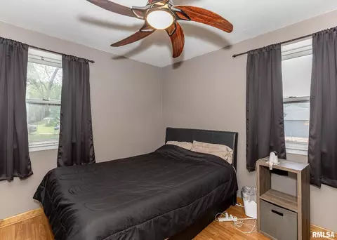 2607 47th St, Moline, IL 61265 photo 9