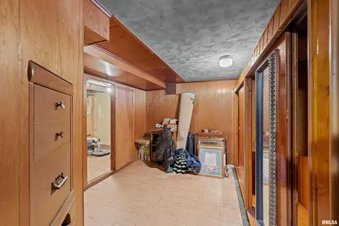 1108 53rd St, Moline, IL 61265 photo 34