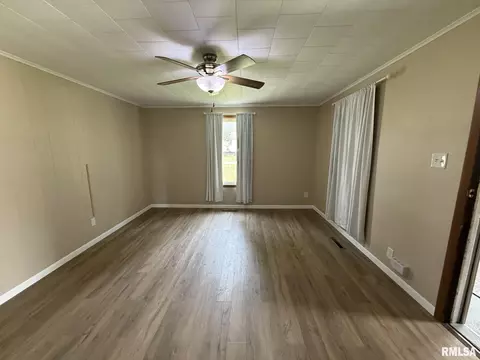 216 E Division St, Galva, IL 61434 photo 15