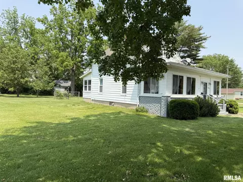 216 E Division St, Galva, IL 61434 photo 8