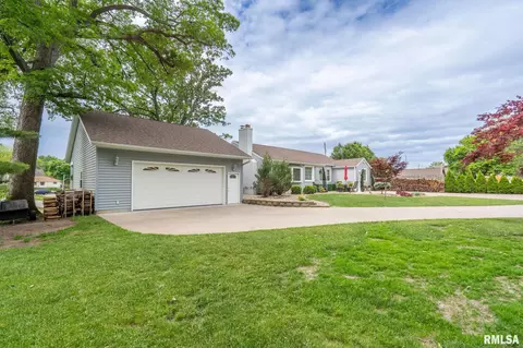 1872 19th Ave, Moline, IL 61265 photo 58