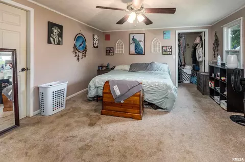 1013 Kirkpatrick St, Benton, IL 62812 photo 12