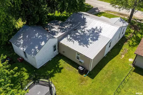 1013 Kirkpatrick St, Benton, IL 62812 photo 25