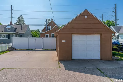 2612 7th St, Moline, IL 61265 photo 19