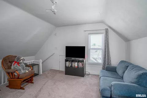 2612 7th St, Moline, IL 61265 photo 17