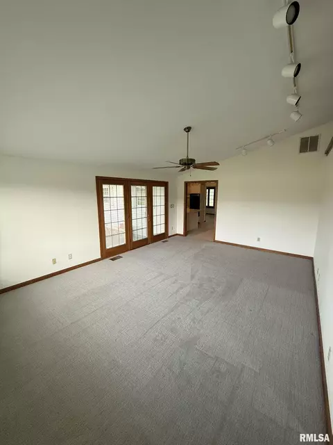 26 Twilight Ln, Springfield, IL 62712 photo 3