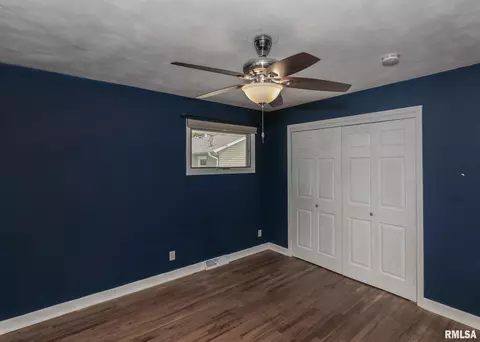 3605 37th St, Moline, IL 61265 photo 19