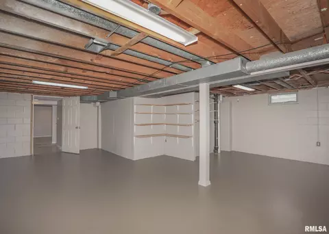 3605 37th St, Moline, IL 61265 photo 33